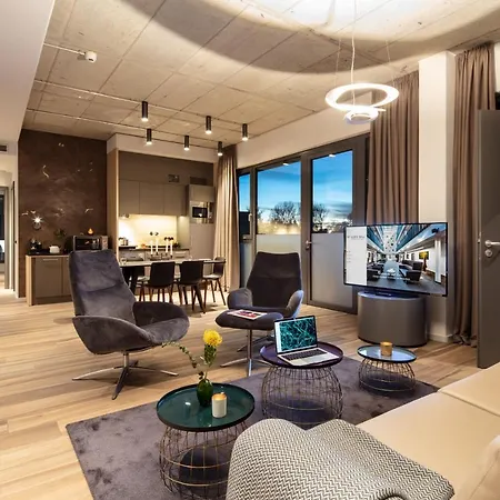 Golden Ball, Exclusive Serviced Apartments Munich-3