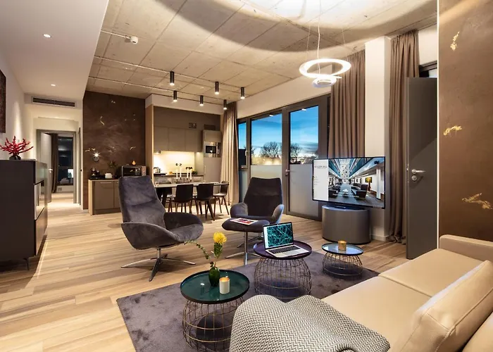 Golden Ball, Exclusive Serviced Apartments Munich